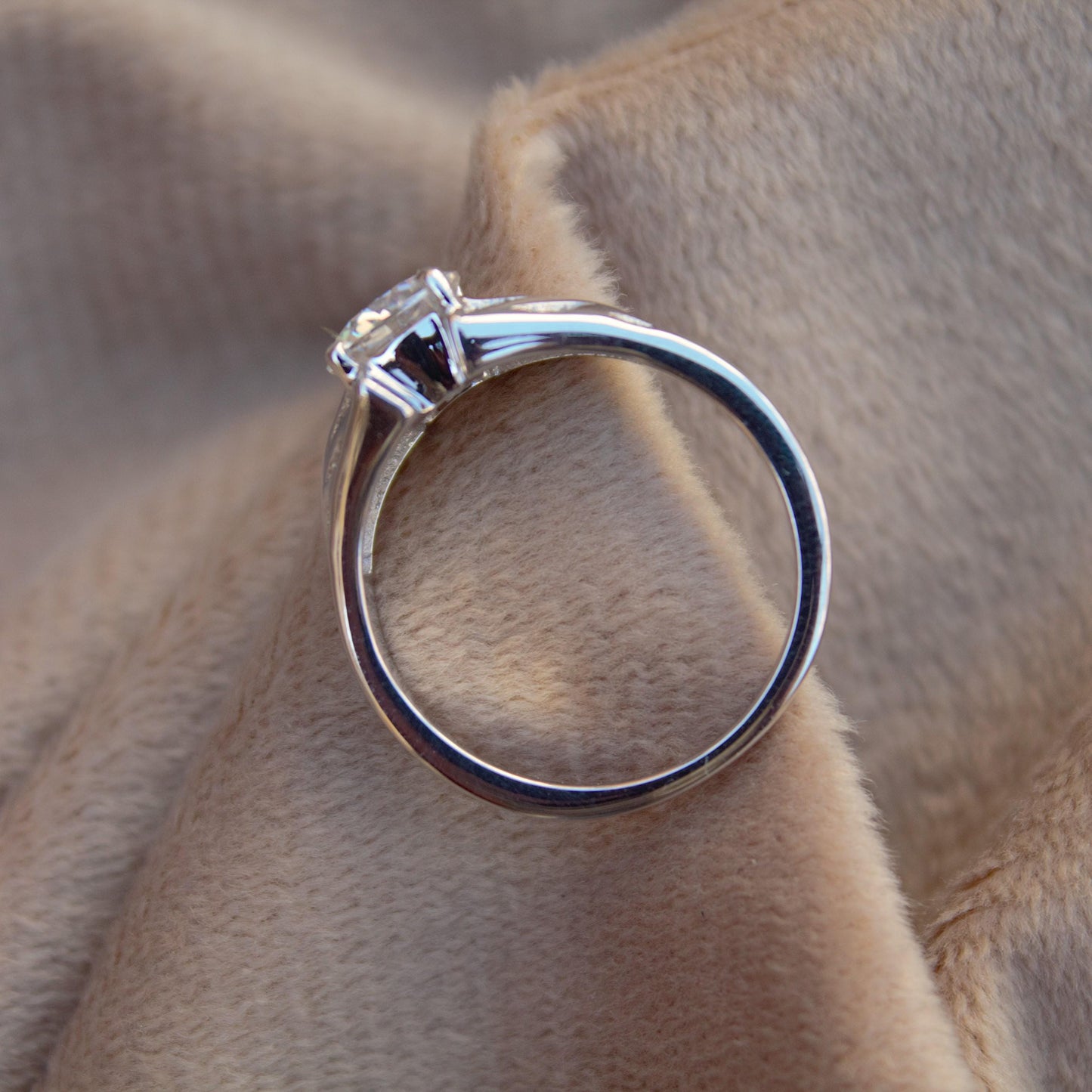 Round Cut Moissanite Stone Ring, 925 Sterling Silver Delicate Ring, Vintage Art Deco Ring, Statement Silver Ring, Prefect Anniversary Gift