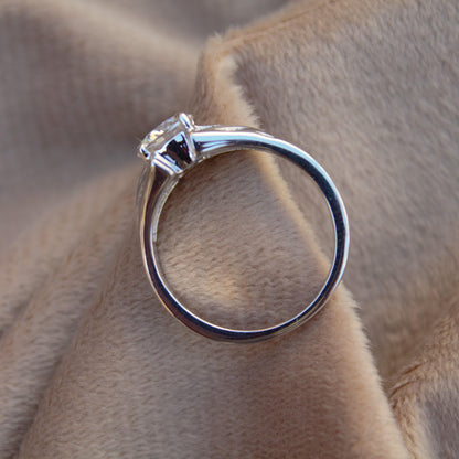 Round Cut Moissanite Stone Ring, 925 Sterling Silver Delicate Ring, Vintage Art Deco Ring, Statement Silver Ring, Prefect Anniversary Gift