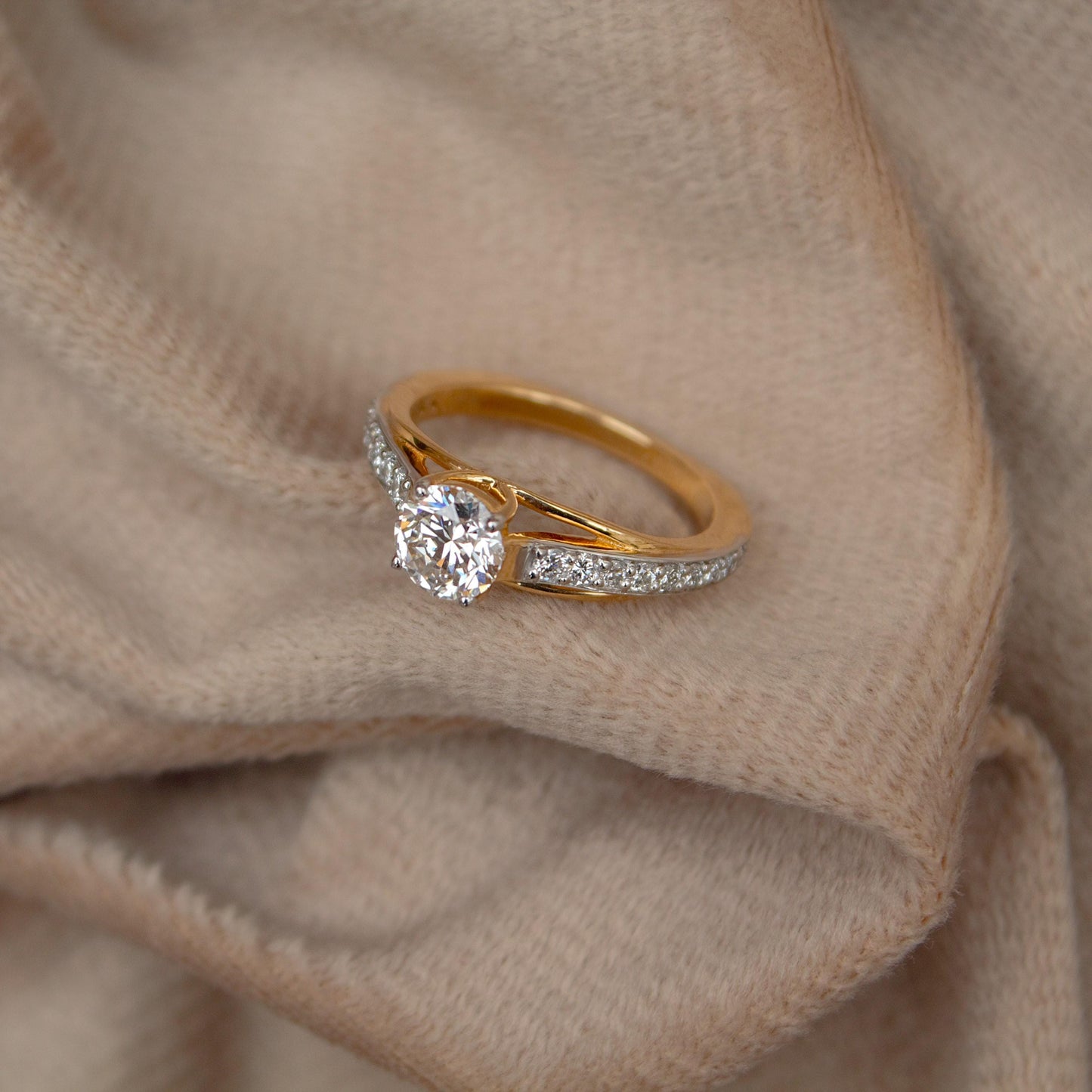 1 Carat Round Diamond Gold Ring, Solitaire Engagement Ring for Women, 14K Gold Ring, Handcrafted Ring, Customizable Anniversary Ring US 6.25