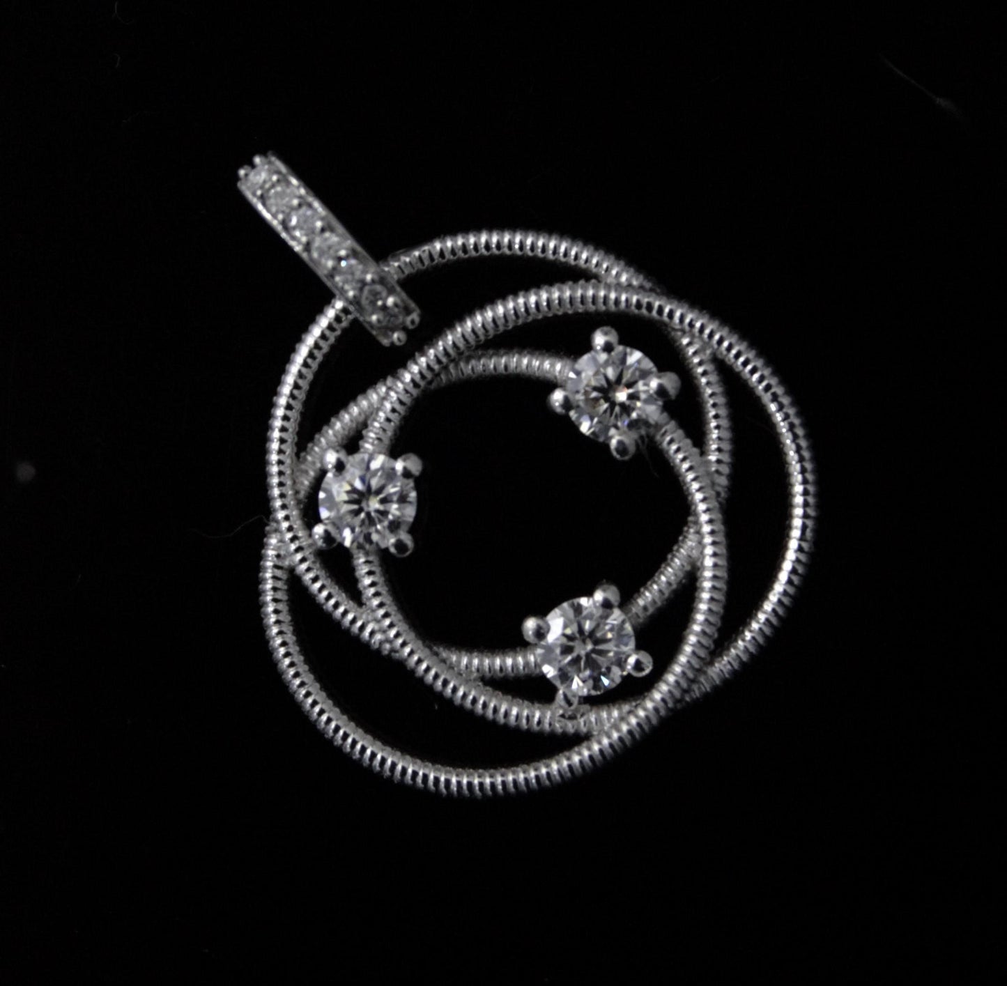 Designer Loop Pendant, 925 Sterling Silver Moissanite Pendant, Round Design Pendant for Women, Travel Jewelry, Wedding Gift for Wife