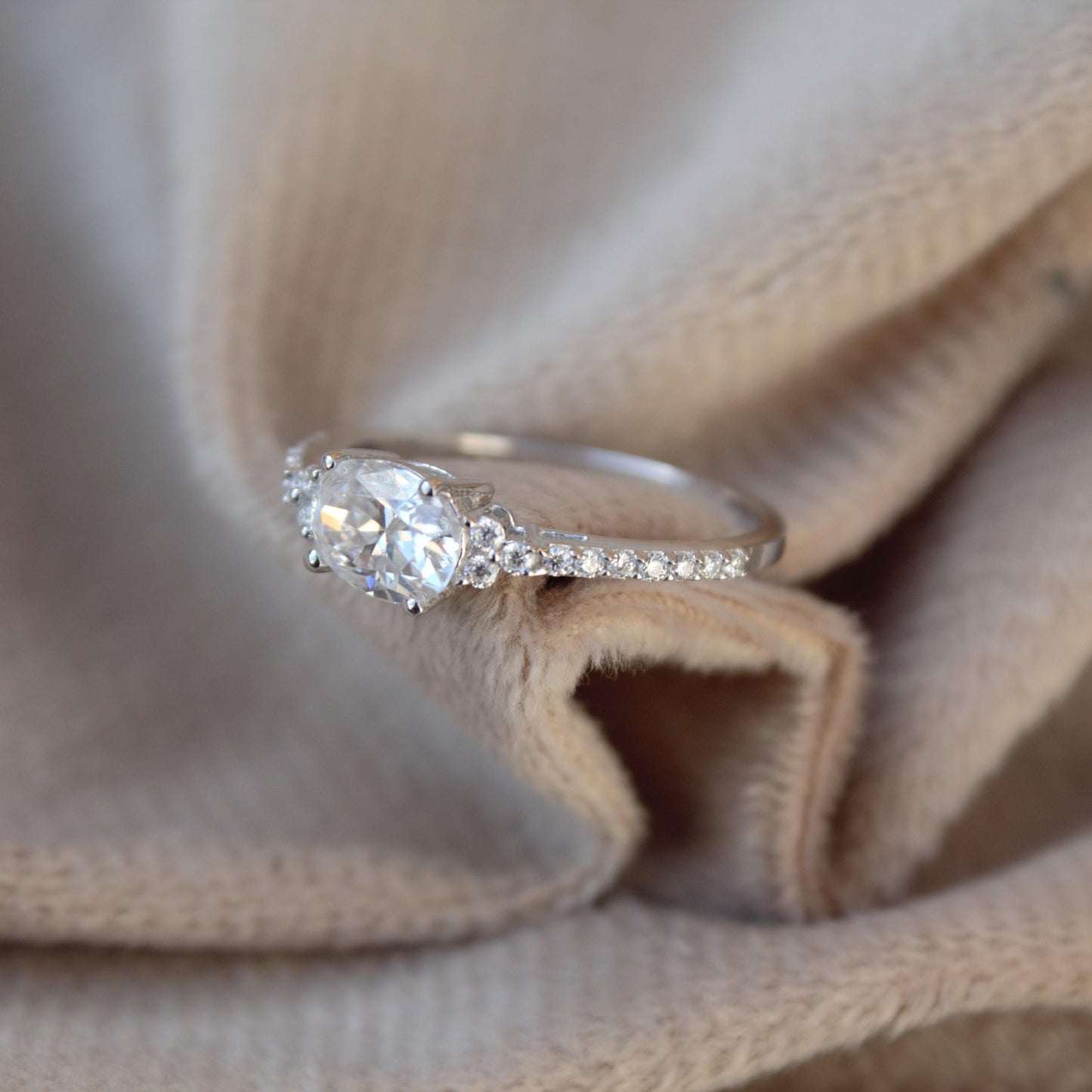 Minimalist 925 Sterling Silver Ring, White Moissanite Ring for Women, Unique Wedding Gift, Silver Solitaire Ring, Lightweight Travel Jewelry