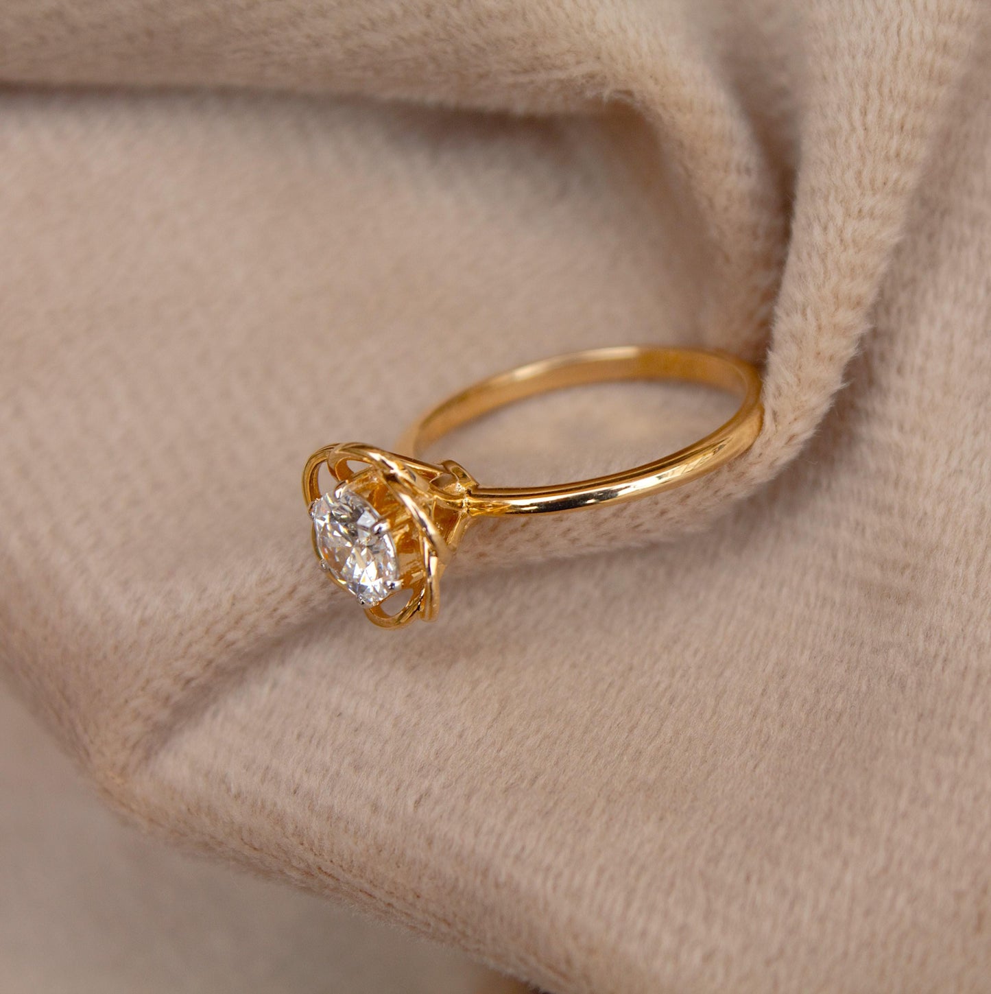 0.75 Carat Lab Grown Diamond Solitaire Ring, 14K Gold Ring, Flower Shape Engagement Ring, 6 MM Round Diamond Ring, Wedding Gift for Brides