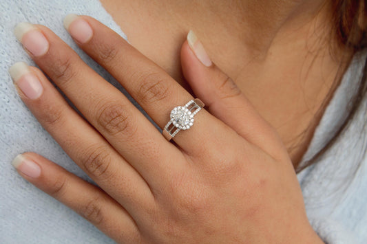 Oval Moissanite Engagement Ring, 925 Sterling Silver Statement Ring, Oval Cut Stone Ring for Women, Handmade Silver Ring, Moissanite Jewelry