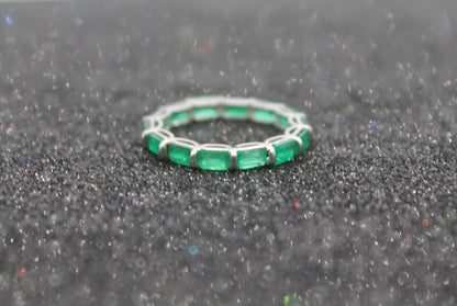 Natural Emerald Eternity Band,14K-18K Solid Gold Ring, Customizable Ring, Engagement Band for Her, Statement Wedding Ring, Green Stone Ring