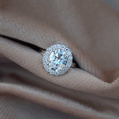 Oval Cut Moissanite Ring in 925 Sterling Silver, Solitaire Wedding Ring for Bride, Vintage Style Silver Jewelry, Travel Jewelry for Women