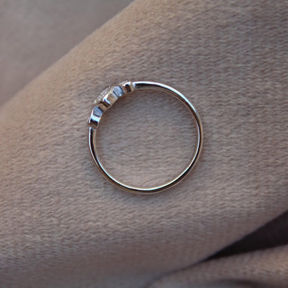 Cubic Zirconia Silver Heart Ring, 925 Sterling Silver Handmade Ring, Minimalist Thin Ring Gift for Women, CZ Anniversary Ring, Propose Ring