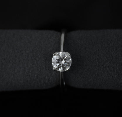 White Moissanite Round Cut Stone Ring, Solitaire Silver Ring, Minimalist Ring, Perfect Gift For Her, Single Stone Silver Moissanite Ring