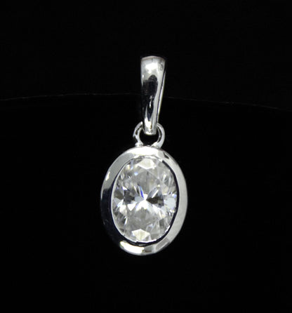 Tiny Moissanite Classic Single Stone Pendant, 925 Silver Oval Cut Pendant, Minimalist Travel Jewelry, Solitaire Moissanite Jewelry for Girls