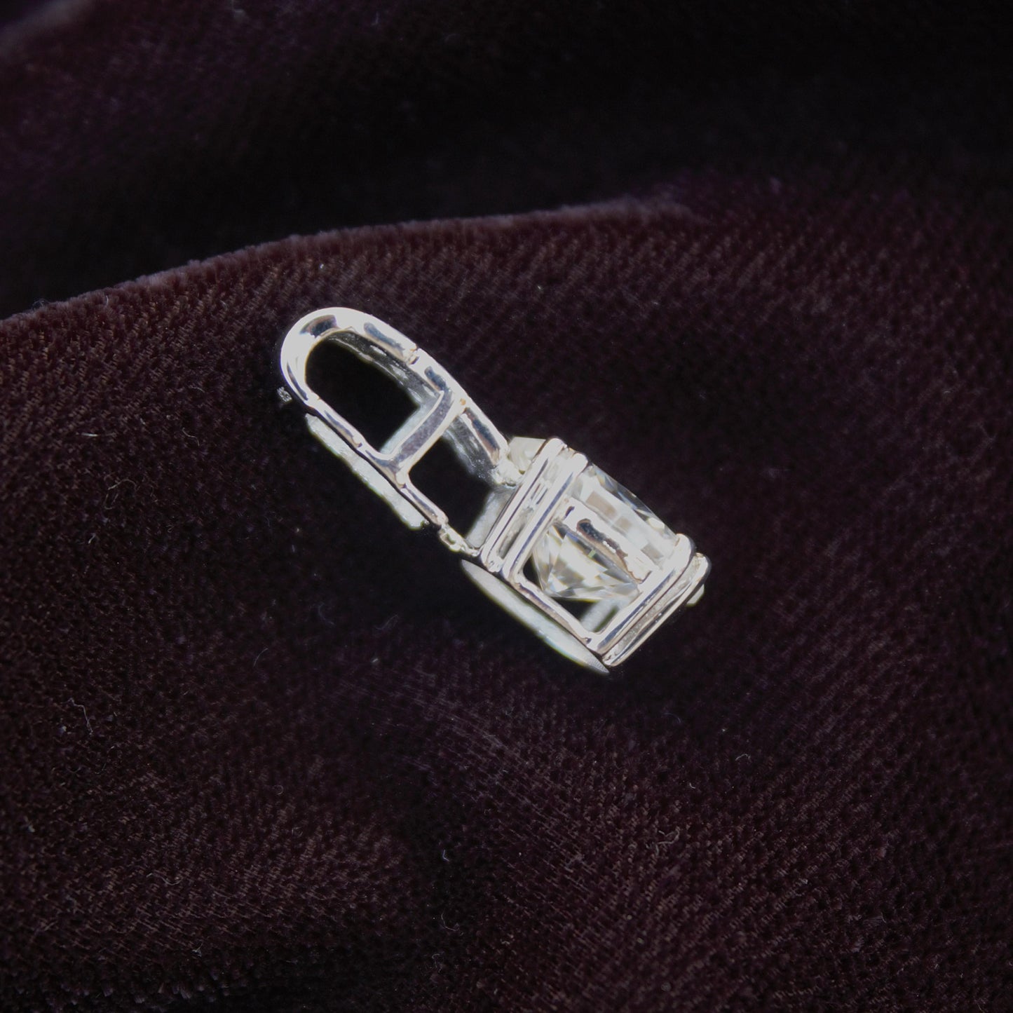 New Arrival Oval Cut Moissanite Pendant, Minimalist 925Sterling Silver Pendant for Gift, Prong Set Pendant, Passes Moissanite Diamond Tester