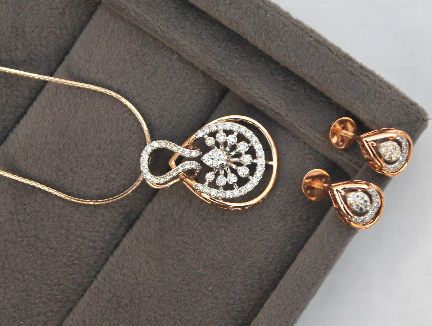 IGI Certified VS-SI Necklace & Earrings, Real Diamond Designer Necklace Earrings Set for Women, 18k Rose Gold Beautiful Combo Set