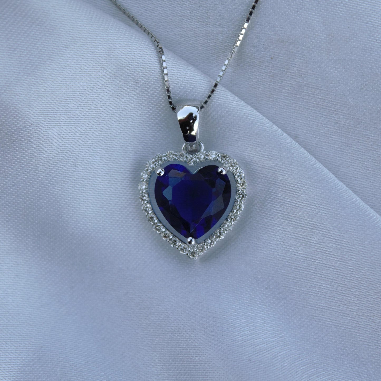 Heart Shape Blue Sapphire with Natural Diamond Jewelry Set, Solitaire Halo Pendant with Stud Earrings, 18k White Gold Jewelry Set for Girls