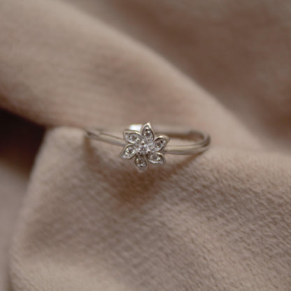 Round Cubic Zirconia Ring in 925 Sterling Silver, Handmade Lightweight Jewelry, Flower Design Beautiful Graduation Gift for Daughter