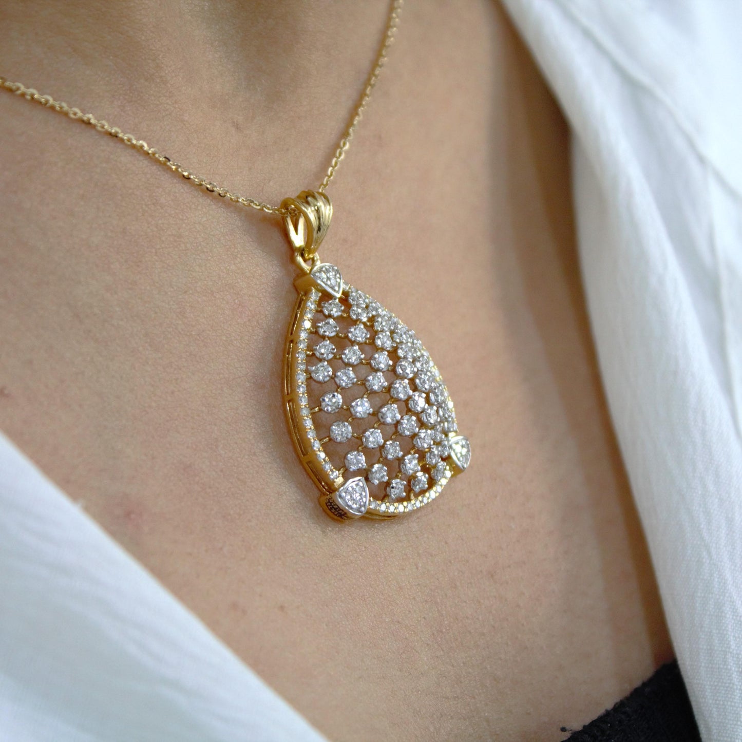 Classic Statement Solid Gold Jewelry Set, Pear Shape Pendant with Earrings, Natural Diamond Necklace Earrings Set, 18K Gold Jewelry for Mom