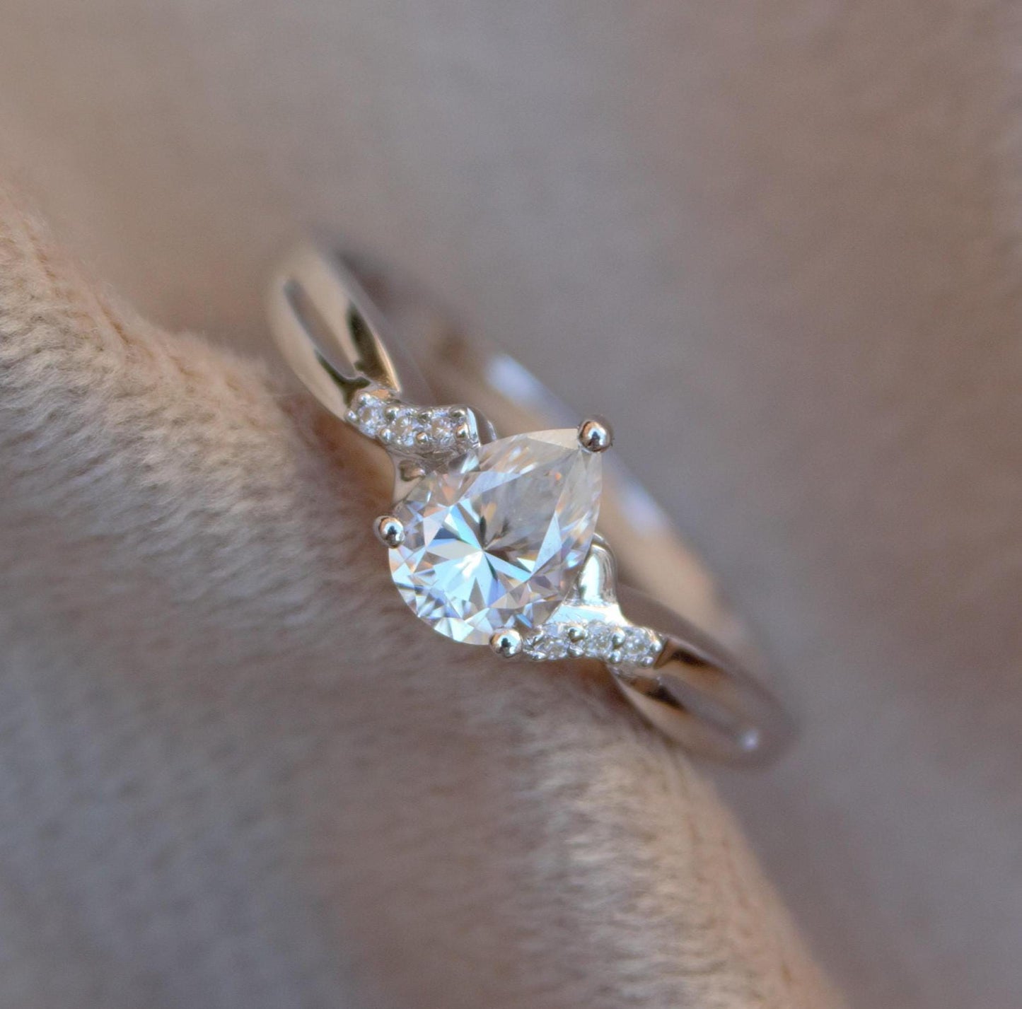 Delicate Moissanite Ring in 925 Sterling Silver, Pear Cut Stone Ring, Handmade Wedding Jewelry, Moissanite Jewelry, Propose Ring for Her