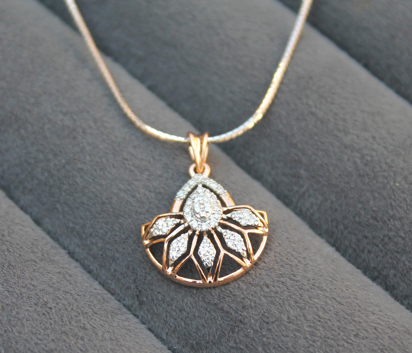 Real Diamond Necklace Earrings Set, 18K Gold Bridal Jewelry Set, Lightweight Gold Jewelry, Diamond Pendant with Chain, Gold Stud Earrings