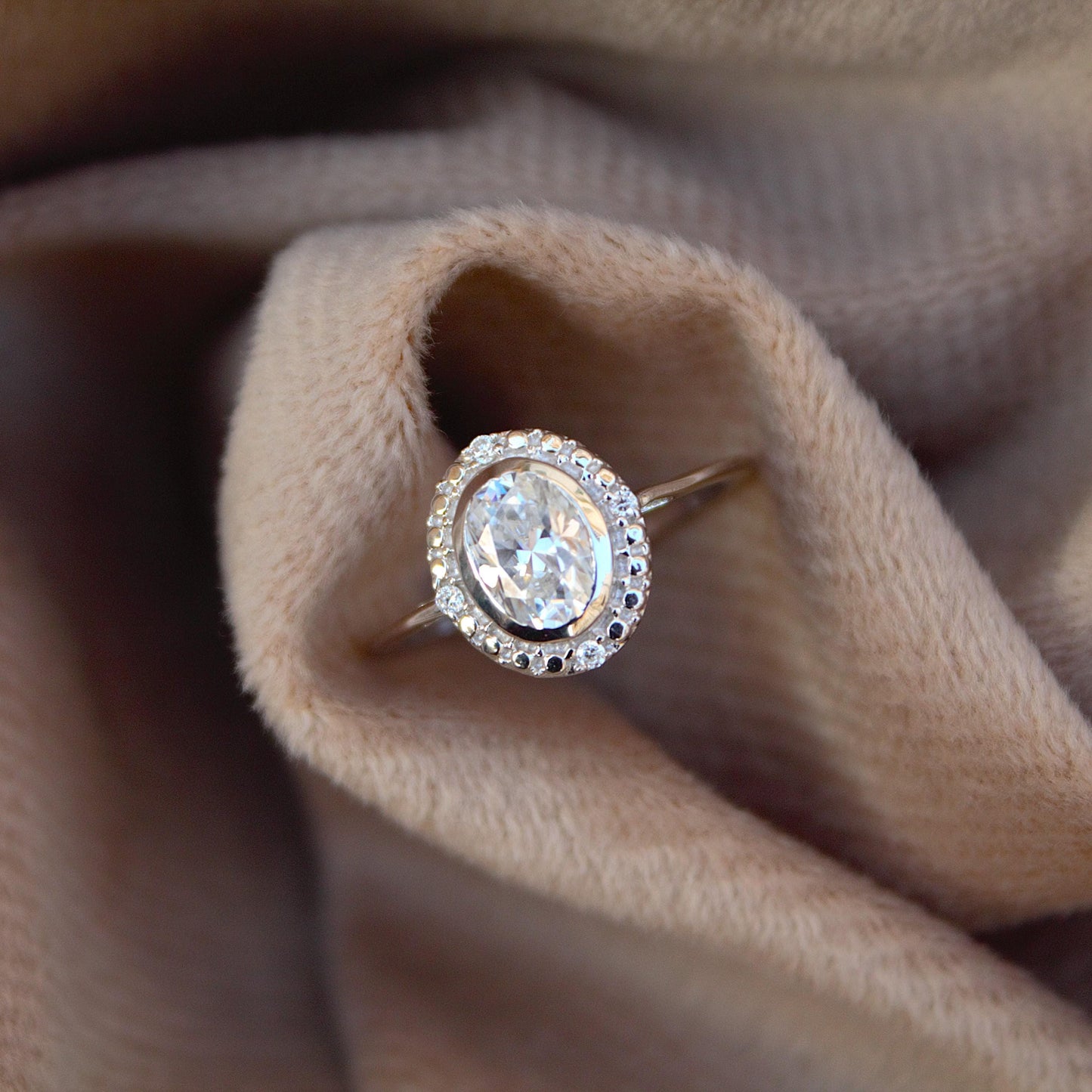 Oval Cut Moissanite Ring in 925 Sterling Silver, Statement Wedding/Engagement Ring for Women, Silver Halo Ring, Lightweight Travel Jewelry