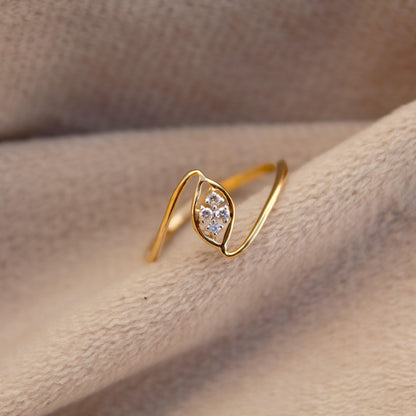 H - I Color SI Clarity Natural Diamond Ring, 5 US Gold Diamond Ring, 18K Solid Gold Jewelry, 1.28Gram Diamond Gold Ring for Anniversary Gift