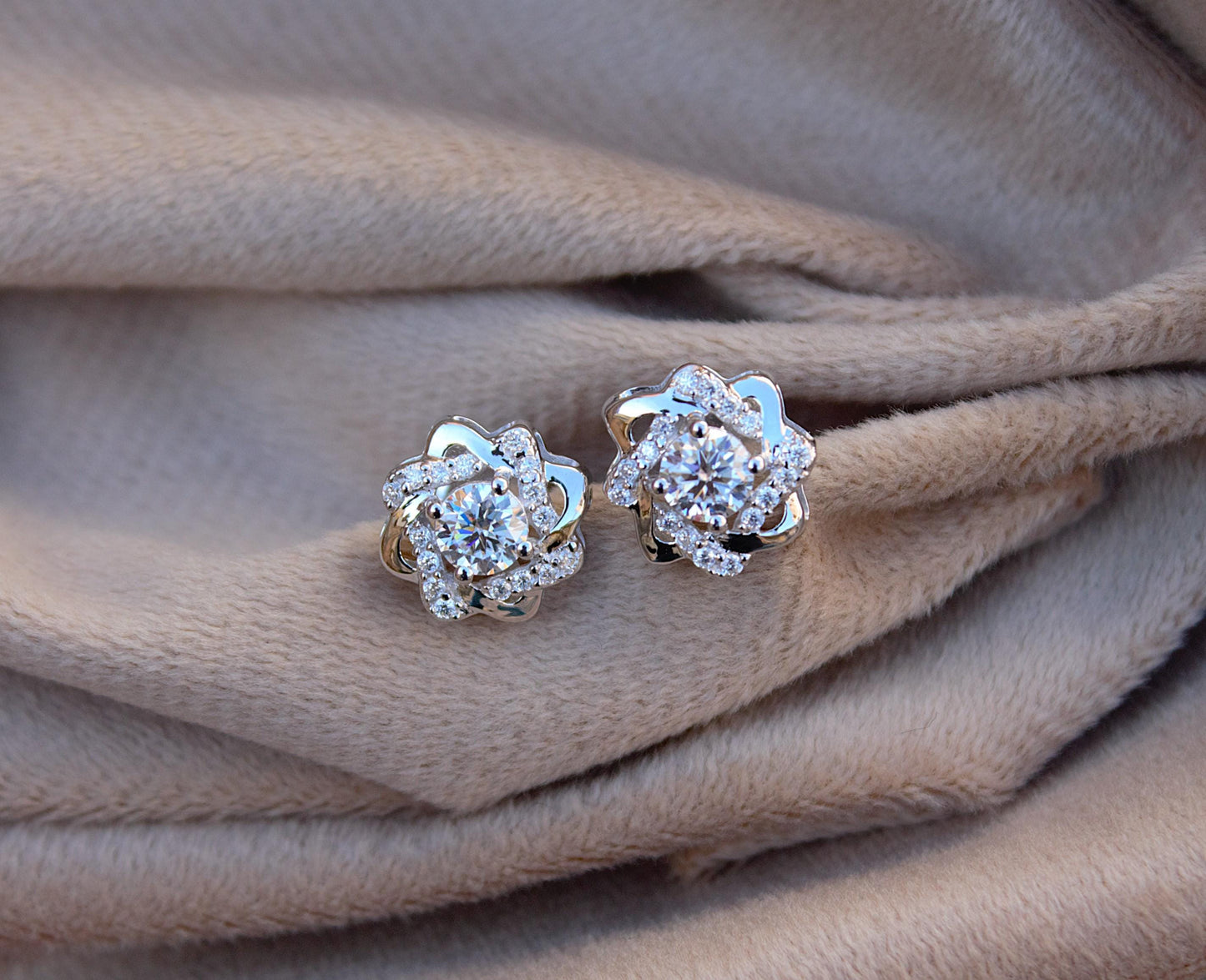 Silver Moissanite Round Cut Stone Stud Earrings, Solid 925 Sterling Silver Designer Earrings, Solitaire Earrings, Dainty Silver Jewelry