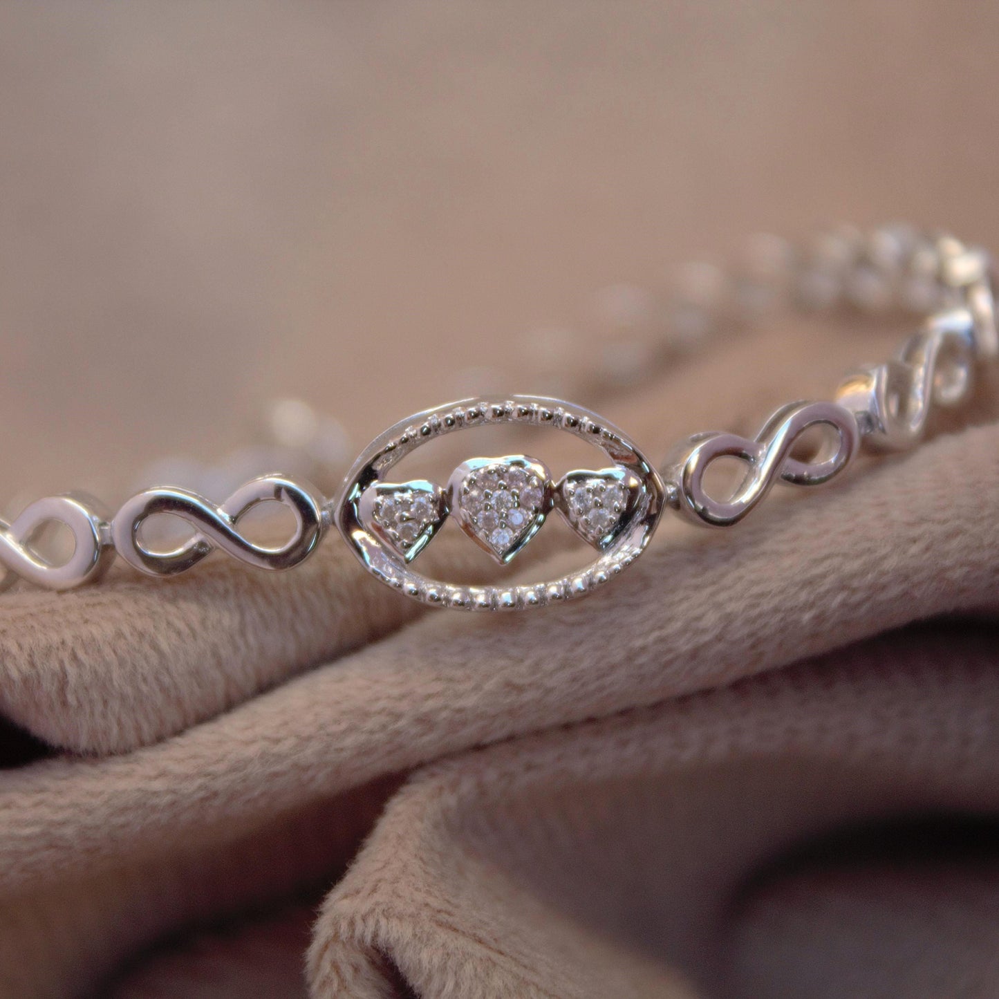 925 Sterling Silver Moissanite Bracelet, White Moissanite Jewelry for Her, 7.5 Inches Minimalist Bracelet, Designer Bracelet, Birthday Gift