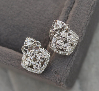 IGI Certified Diamond Jewelry, Natural Diamond Gold Jewelry, 18K Solid Gold Pendant with Chain and Stud Earring Set, Lightweight Dainty Set