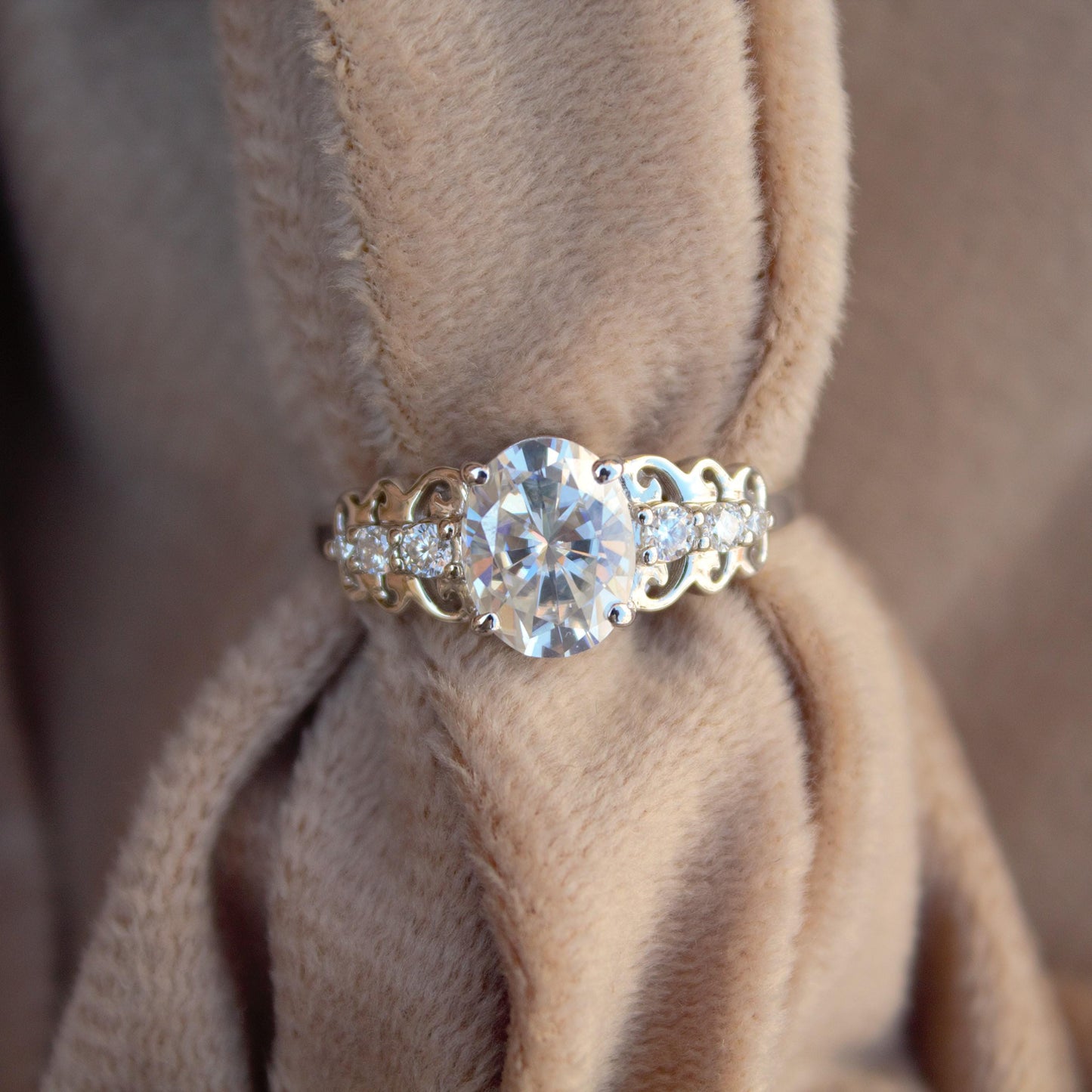 Solid 925 Sterling Silver Moissanite Ring, Oval Shape Stone Solitaire Ring, Handmade Vintage Jewelry, Designer Promise Ring, Perfect for Her