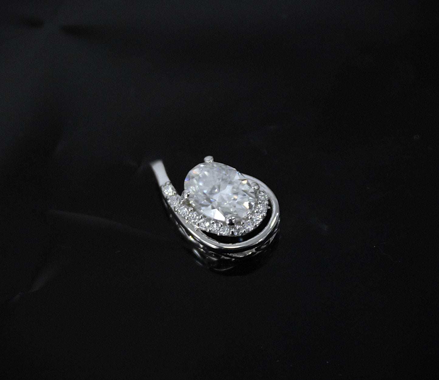 Moissanite 925Sterling Silver Oval Cut Pendant, Designer Charm Pendant, White Moissanite Jewelry, Unique Design Pendant, Valentines Day Gift