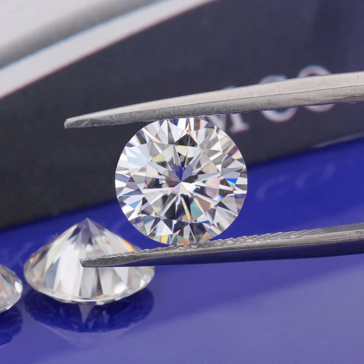 Round Moissanite Stone with GRA Certificate  - 4 MM to 18 MM - H&A round moissanite, gra Certified Round Moissanite,
