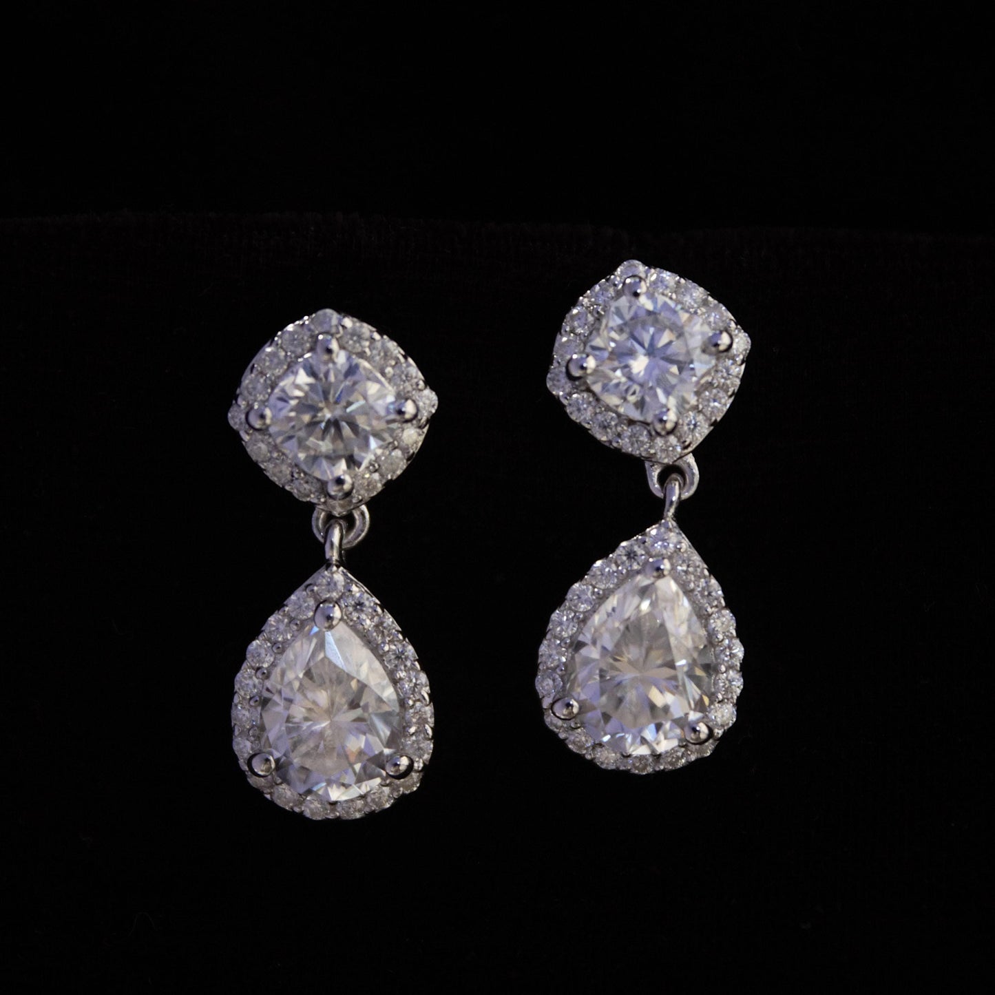 Teardrop Moissanite 925Sterling Silver Earring, Solitaire Halo Dangle Earrings for Bride, Classic Moissanite Jewelry, Perfect for Engagement