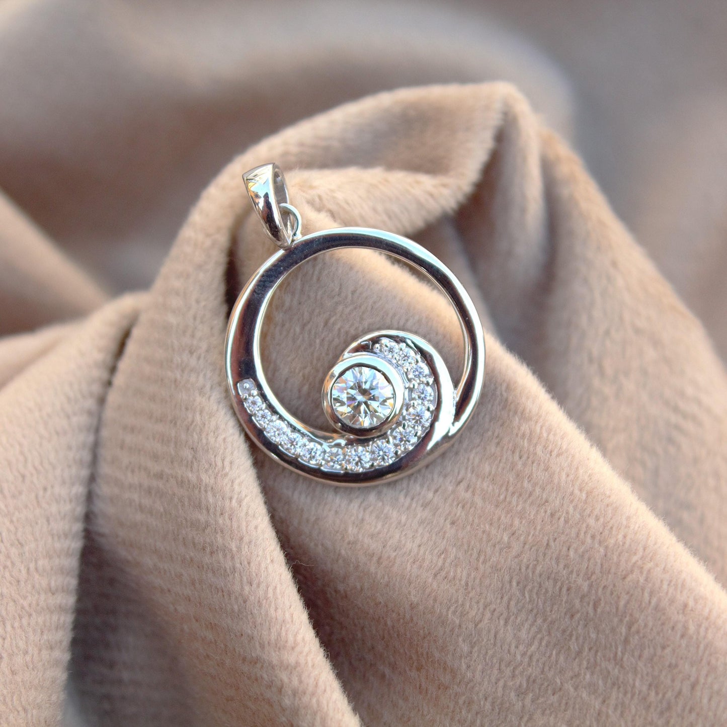 925 Sterling Silver Round Shape Moissanite Pendant, Statement Pendant for Women, Round Cut White Moissanite Jewelry, Silver Charm Pendant