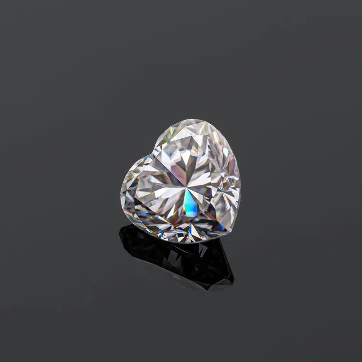 4 carat Heart moissainite - 10mm Heart Shape moissanite - D Color VVS1 Moissanite Stone with GRA Certificate