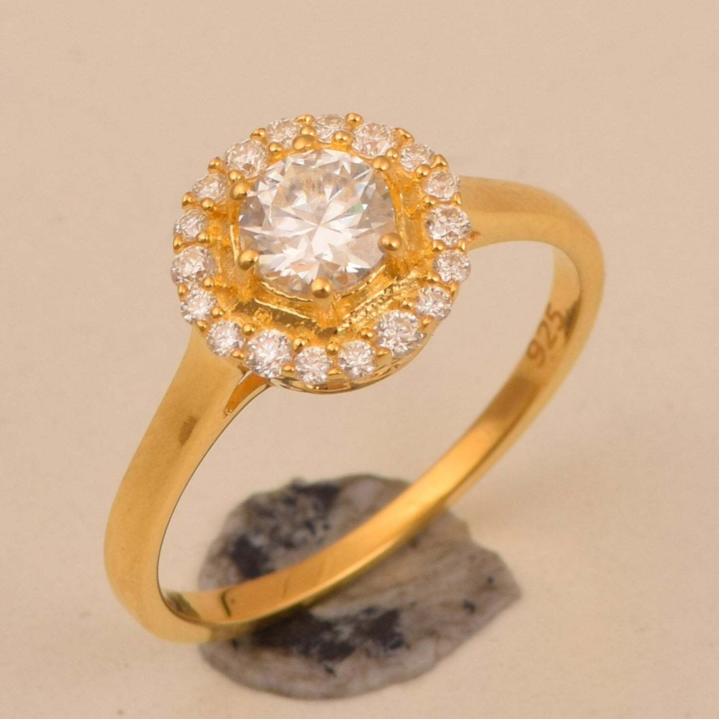 Round Lab Diamond Gold Cluster Ring